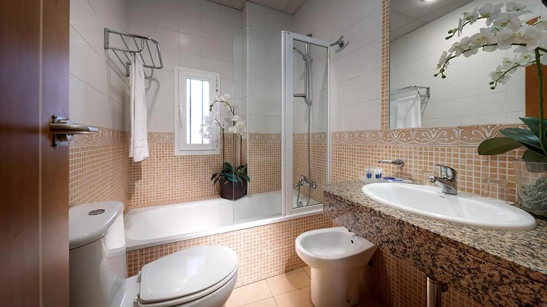 Sercotel Tribuna Malaga Hotel